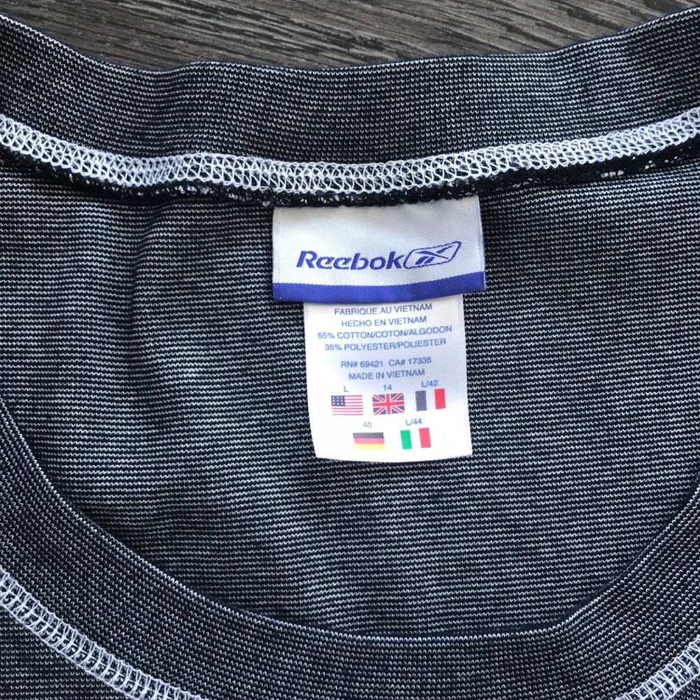 #3 Cropped shirt - Picture 2 of 4